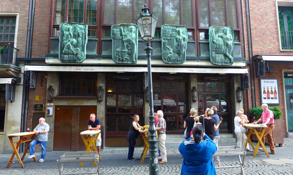 Dusseldorf foodie explorers snack mag